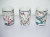 Vase - 12 kleine japanische Vasen im Set - von 1981